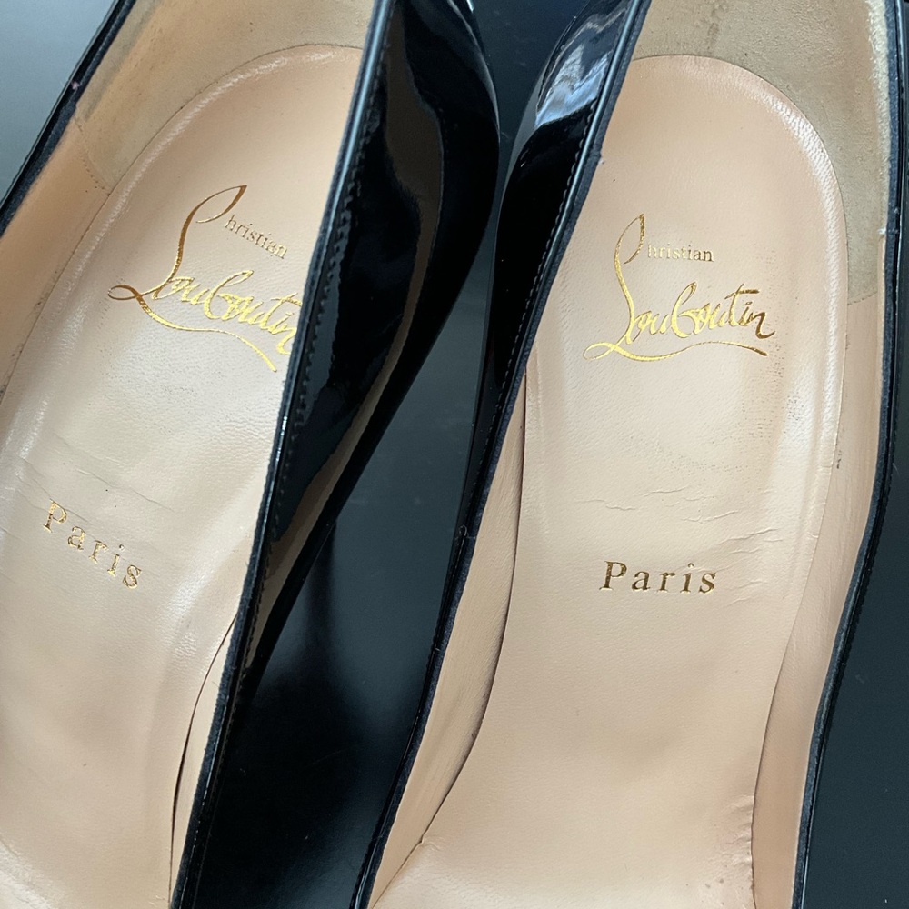 Christian Louboutin Black Patent Leather Heels So Kate - Picture 8 of 11